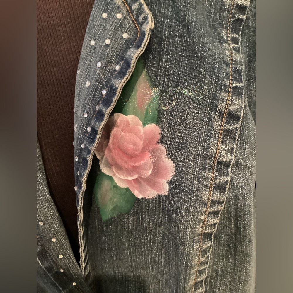 a.n.a 3 button painted floral glitter embellished Jean jacket Woman’s size 2X - Picture 9 of 15